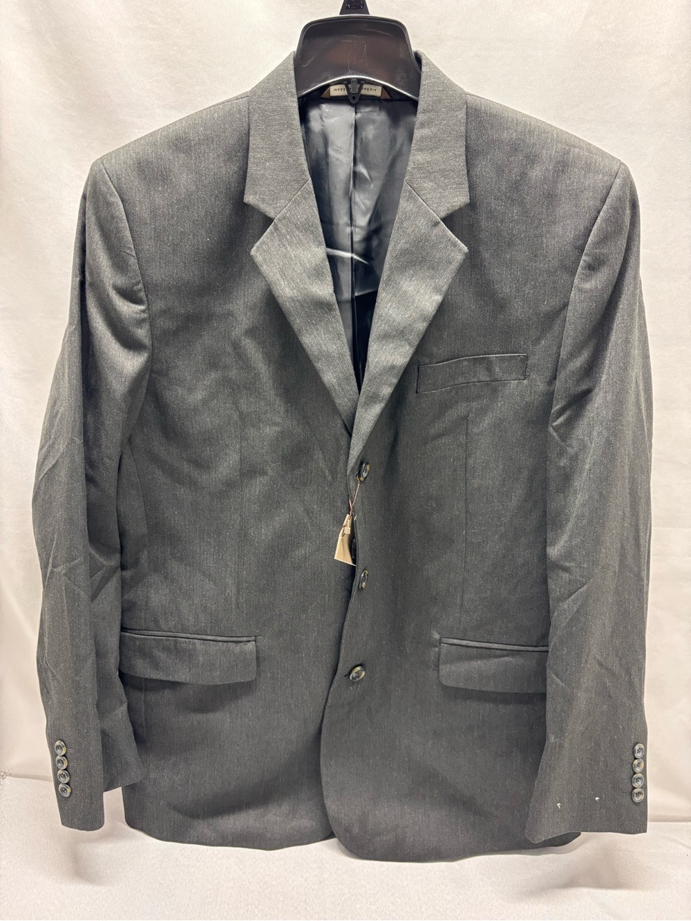 NWT MERONA Mens Blazer/Sport Coat Two Button Jacket 42R Gray Charcoal Modern Fit